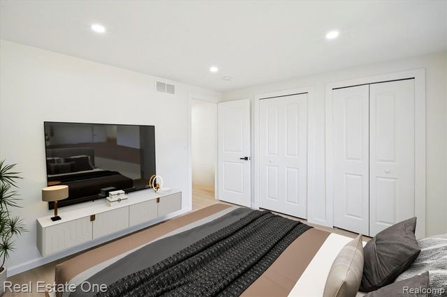 43051 Fernwood Street, Canton, MI 48187