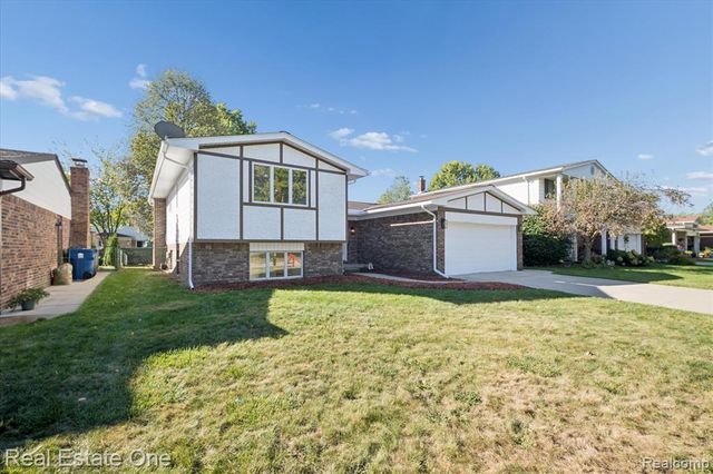 43051 Fernwood Street, Canton, MI 48187