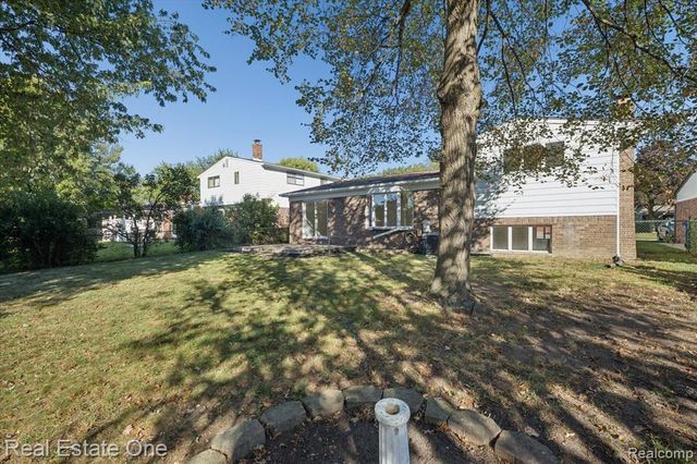 43051 Fernwood Street, Canton, MI 48187