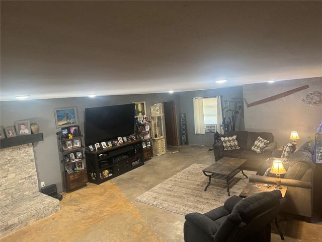 343179 E 870 Road, Chandler, OK 74834