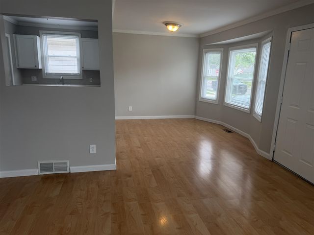 14828 Euclid Avenue, Allen Park, MI 48101