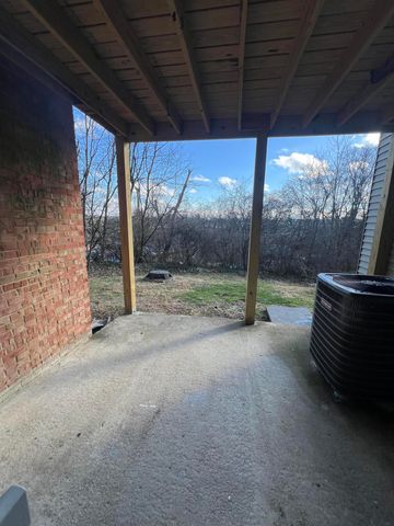 421 Redding Road 107, Lexington, KY 40517