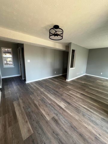 421 Redding Road 107, Lexington, KY 40517