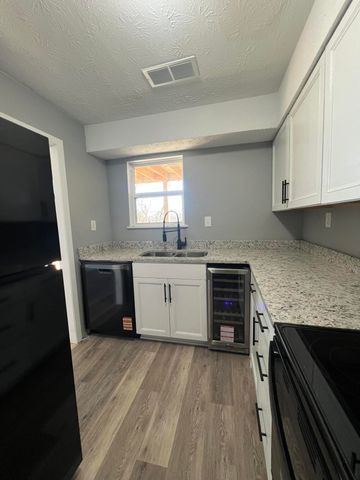 421 Redding Road 107, Lexington, KY 40517