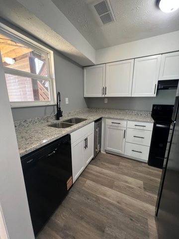 421 Redding Road 107, Lexington, KY 40517