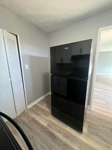 421 Redding Road 107, Lexington, KY 40517