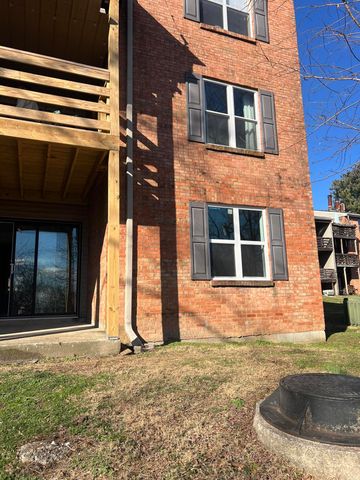 421 Redding Road 107, Lexington, KY 40517