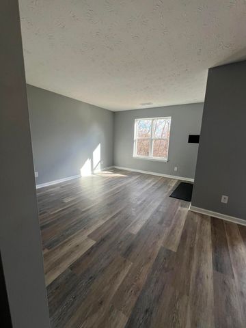 421 Redding Road 107, Lexington, KY 40517