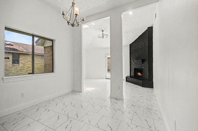 1915 Fernspray Lane, Houston, TX 77084