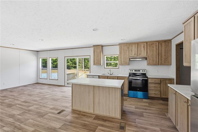 165 B D Johnston Road, Central, SC 29630