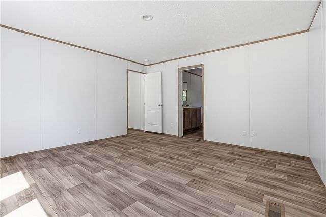 165 B D Johnston Road, Central, SC 29630