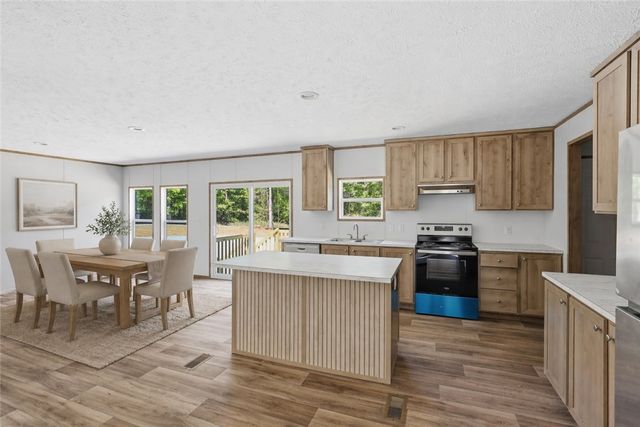 165 B D Johnston Road, Central, SC 29630