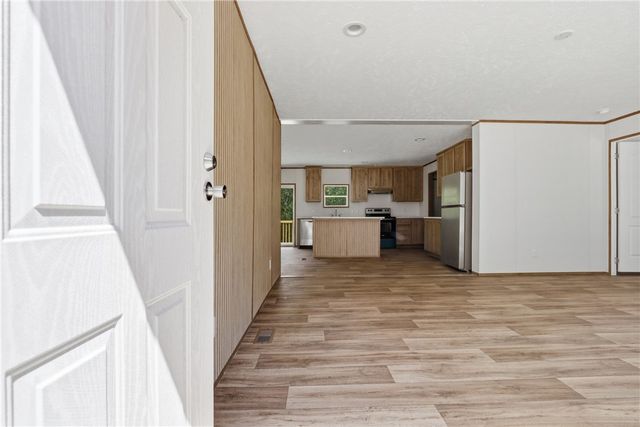 165 B D Johnston Road, Central, SC 29630