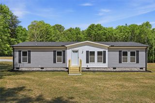 165 B D Johnston Road, Central, SC 29630
