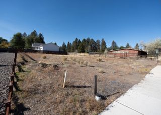 2109 NE 11th Place, Bend, OR 97701