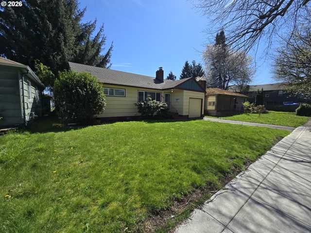 1246 11TH Ave, Longview, WA 98632
