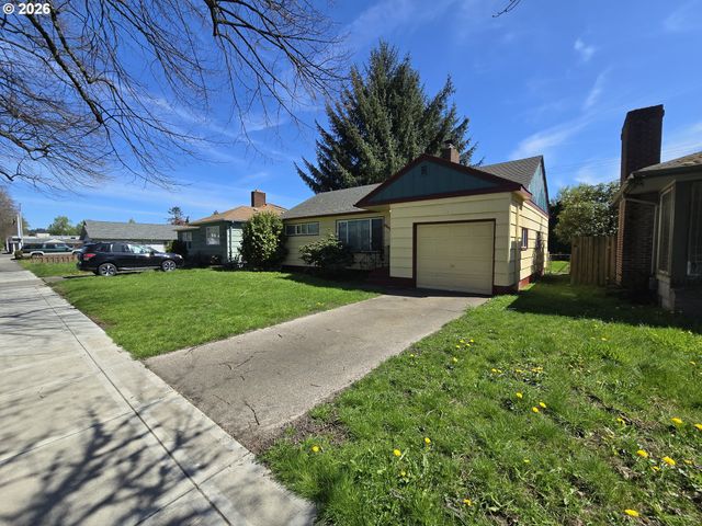 1246 11TH Ave, Longview, WA 98632