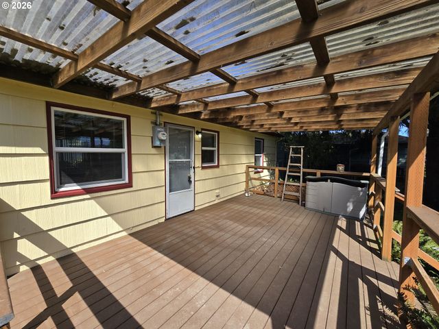 1246 11TH Ave, Longview, WA 98632