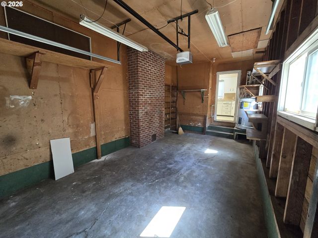 1246 11TH Ave, Longview, WA 98632