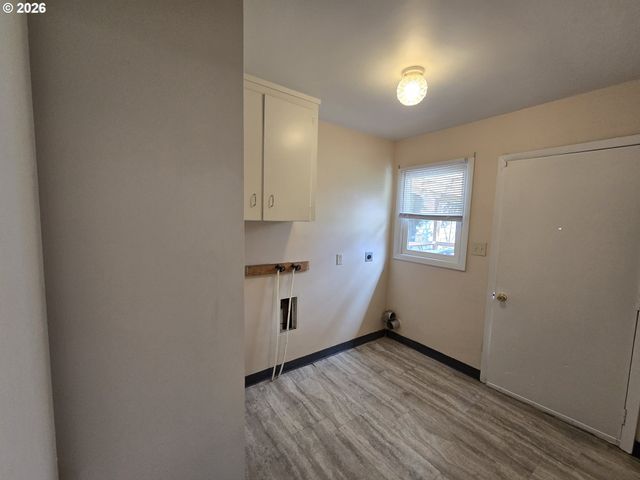 1246 11TH Ave, Longview, WA 98632