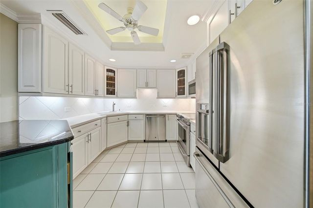 1 BEACH DRIVE SE 1610, St Petersburg, FL 33701