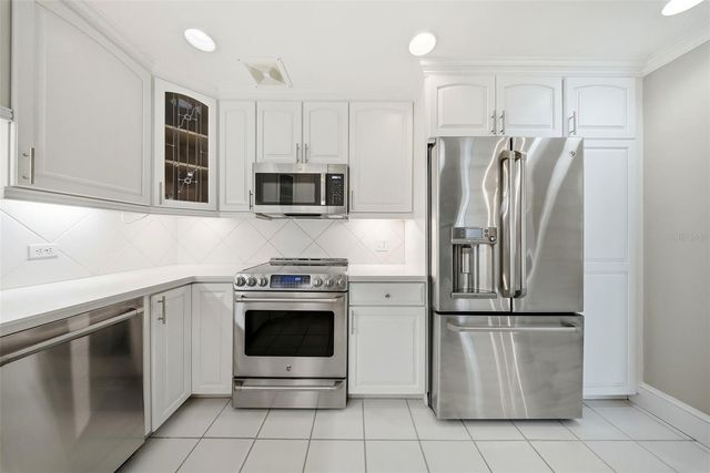 1 BEACH DRIVE SE 1610, St Petersburg, FL 33701