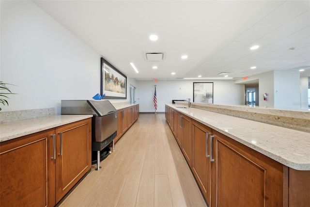 1 BEACH DRIVE SE 1610, St Petersburg, FL 33701