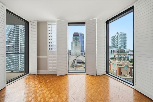 1 BEACH DRIVE SE 1610, St Petersburg, FL 33701