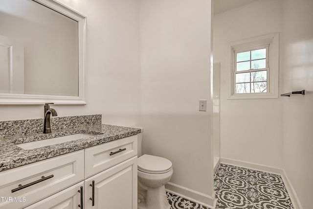 143 Daniel Lane, Elizabethton, TN 37643