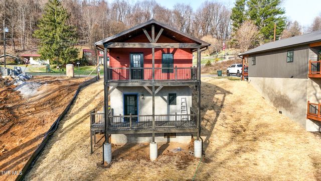 143 Daniel Lane, Elizabethton, TN 37643