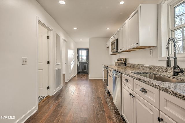 143 Daniel Lane, Elizabethton, TN 37643