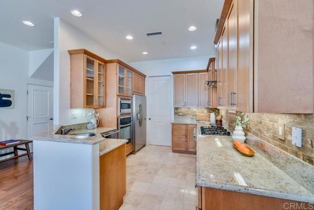 4529 Cove Drive, Carlsbad, CA 92008