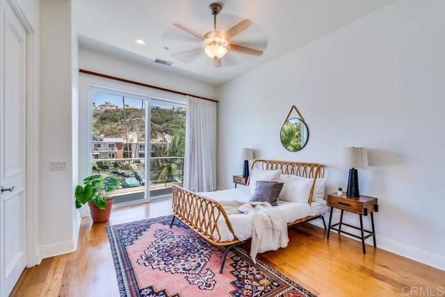 4529 Cove Drive, Carlsbad, CA 92008