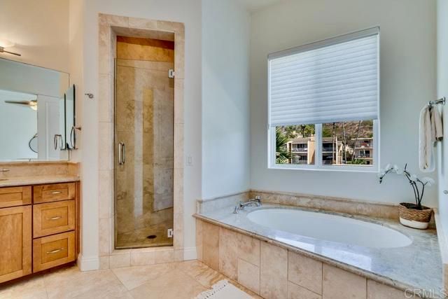 4529 Cove Drive, Carlsbad, CA 92008