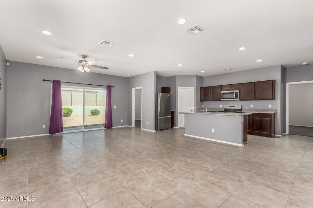 1080 W PARADISE Place, Casa Grande, AZ 85122 — photo 5