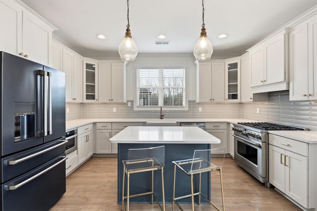 5136 MOUDRY RUN CV, Lakeland, TN 38002