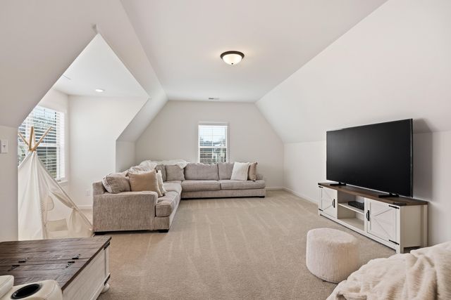 5136 MOUDRY RUN CV, Lakeland, TN 38002