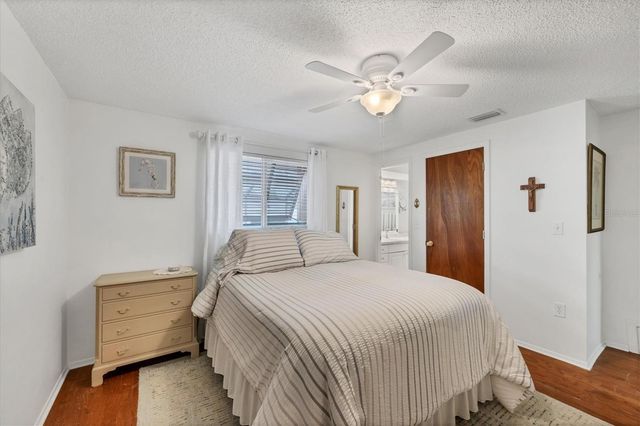 1456 STRADA D ARGENTO, Venice, FL 34292