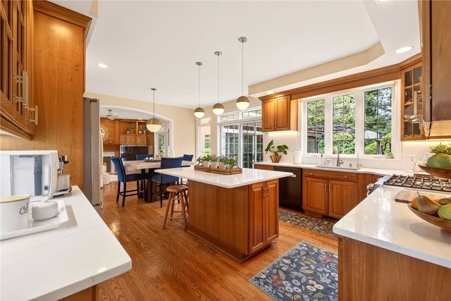 22 Wexford Glen, Pittsford, NY 14534