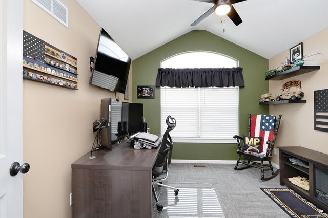 1040 Highland Ridge Drive, Manhattan, KS 66503