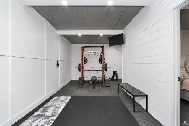 1040 Highland Ridge Drive, Manhattan, KS 66503