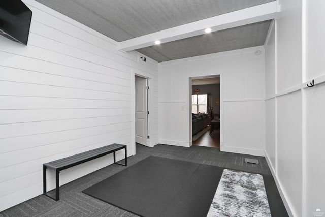 1040 Highland Ridge Drive, Manhattan, KS 66503