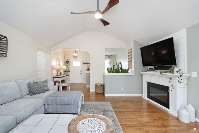 1040 Highland Ridge Drive, Manhattan, KS 66503