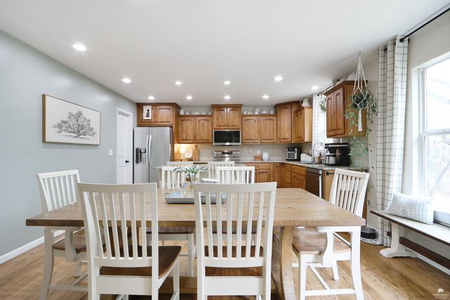 1040 Highland Ridge Drive, Manhattan, KS 66503