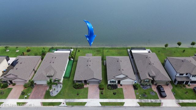 1883 Capital Drive SE, Palm Bay, FL 32909