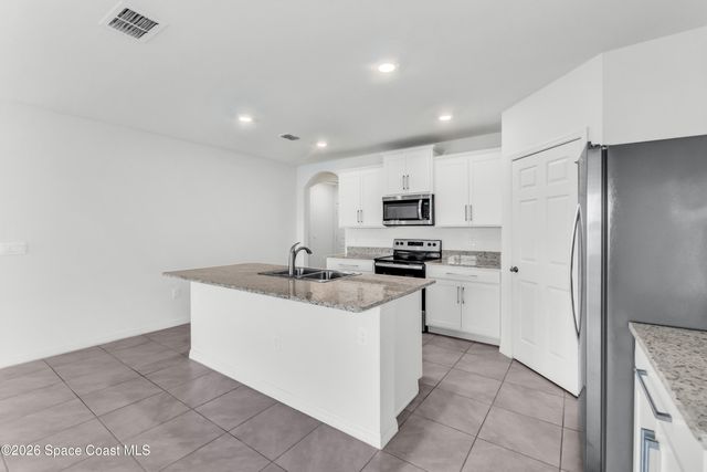 1883 Capital Drive SE, Palm Bay, FL 32909