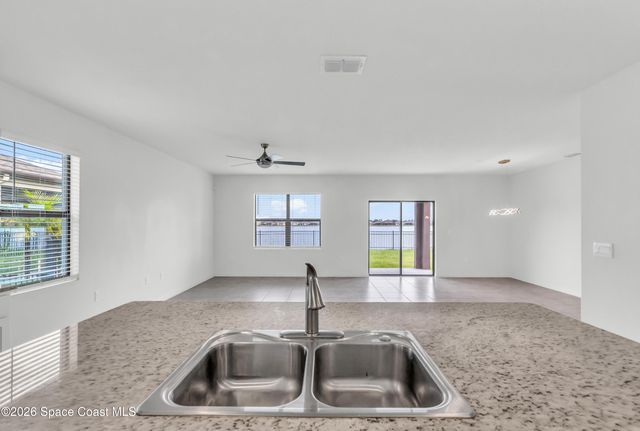 1883 Capital Drive SE, Palm Bay, FL 32909