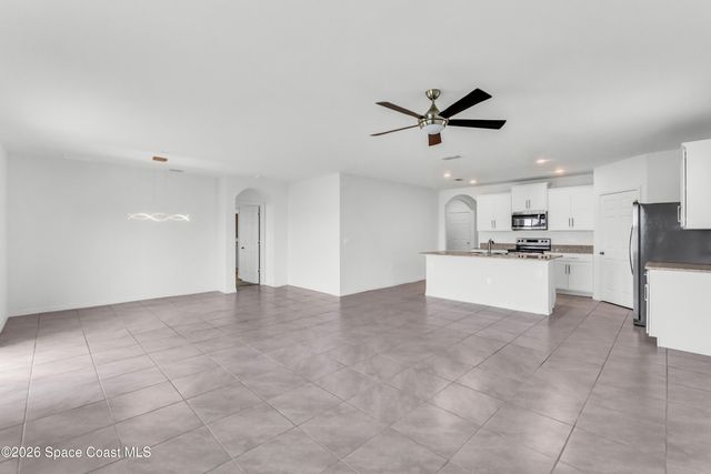 1883 Capital Drive SE, Palm Bay, FL 32909