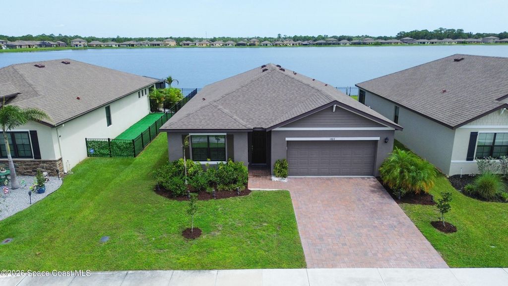 1883 Capital Drive SE, Palm Bay, FL 32909