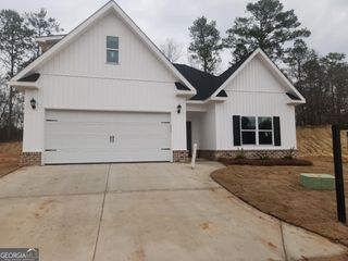 111 Silver Maple Court, Byron, GA 31008